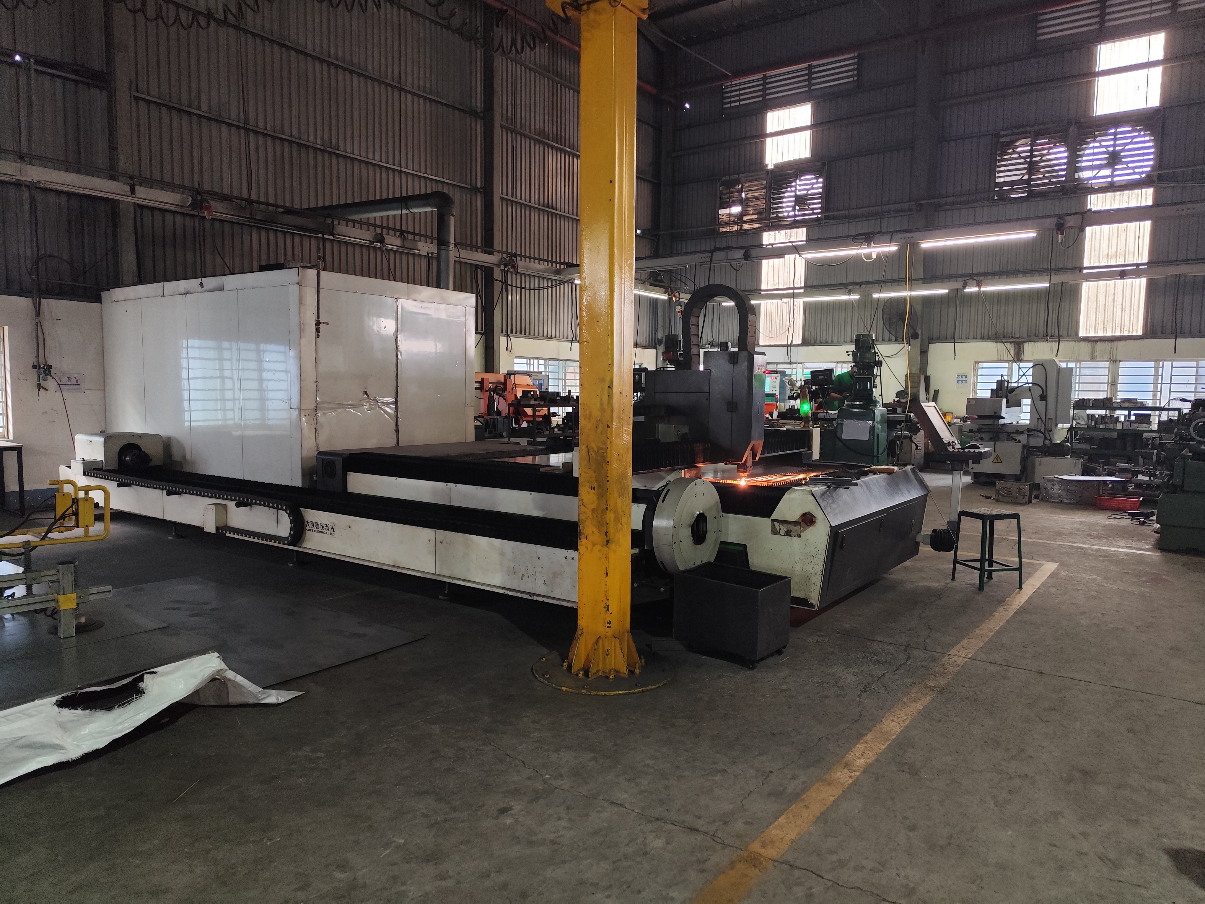 CNC laser cutting